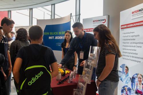 Recompound-Kongress Schülerfachtag  2023